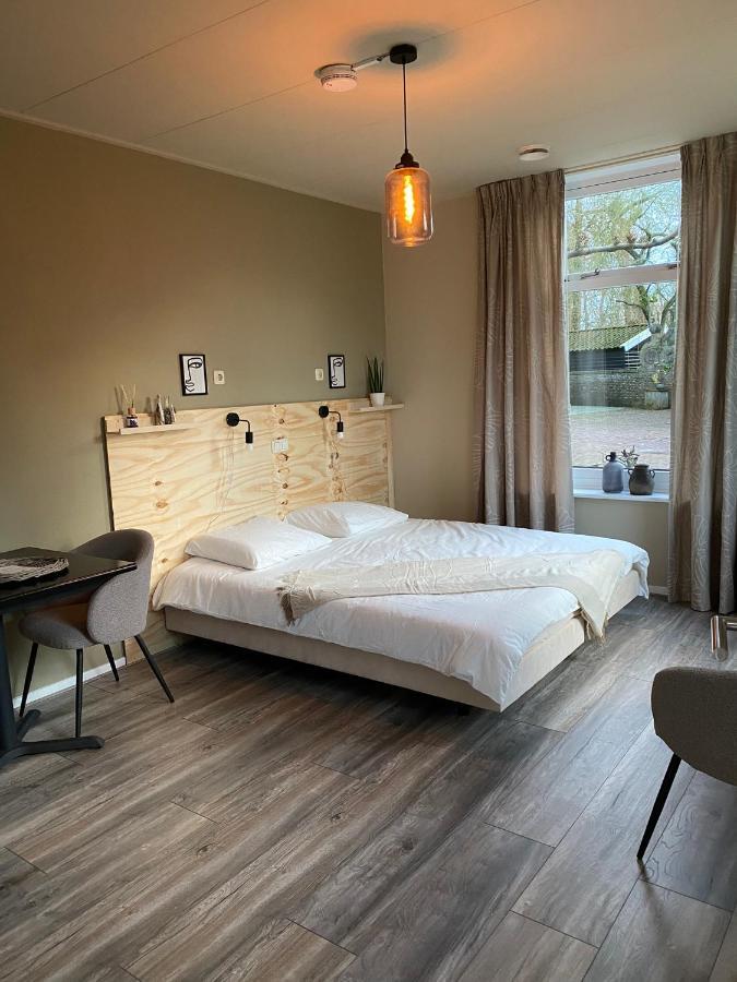 Bed And Breakfast Stinzenflora Cornjum 외부 사진