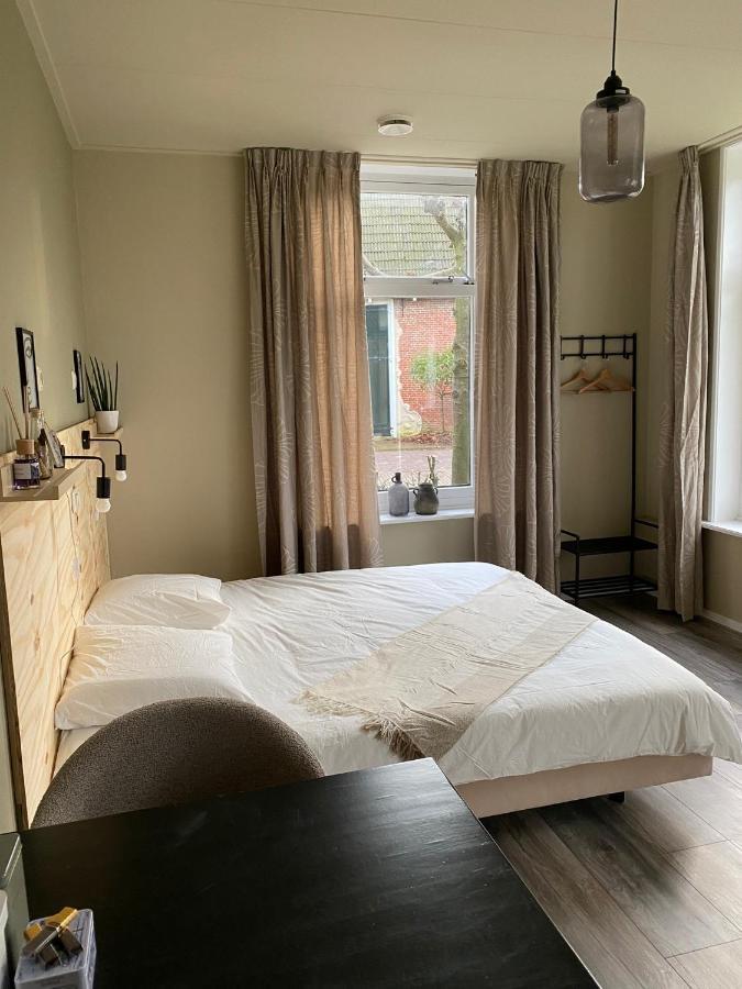 Bed And Breakfast Stinzenflora Cornjum 외부 사진