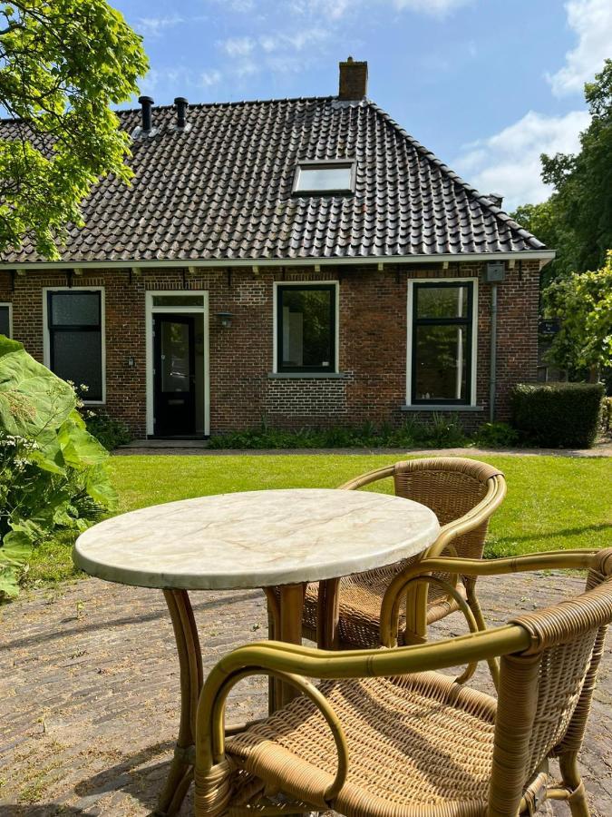 Bed And Breakfast Stinzenflora Cornjum 외부 사진