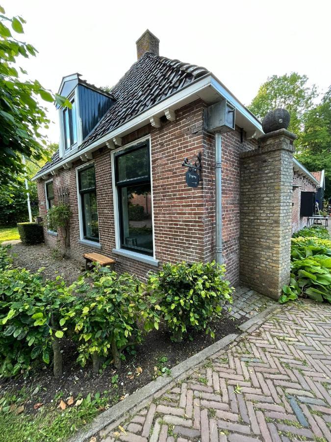 Bed And Breakfast Stinzenflora Cornjum 외부 사진